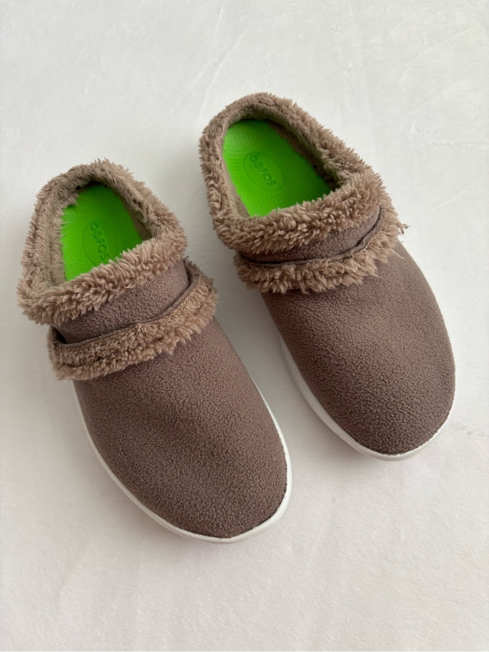 Oofos Women’s Oocoozie Mule Recovery Slip On Chocolate Size 10